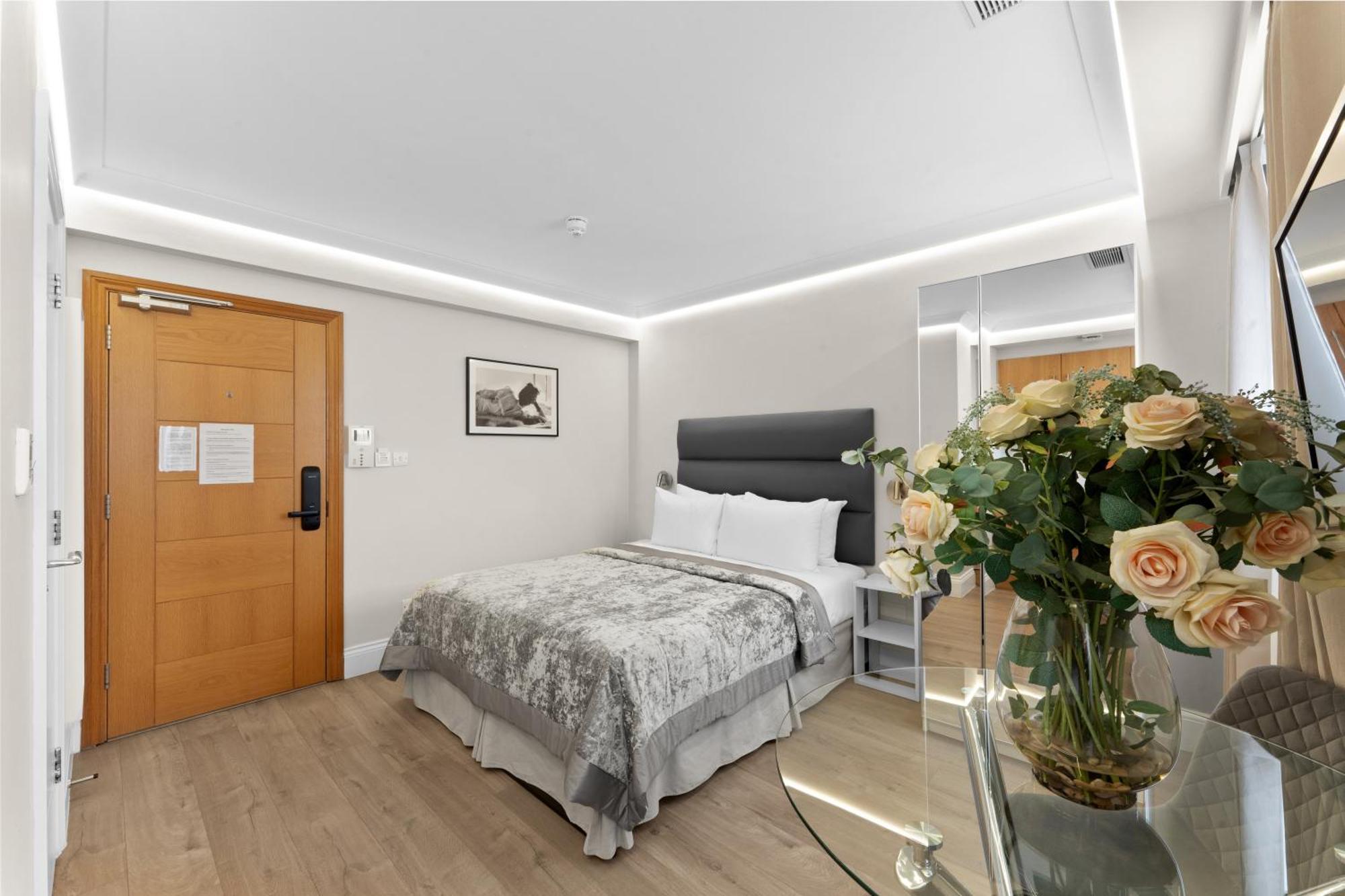 Cleveland Residences Russell Square Лондон Экстерьер фото