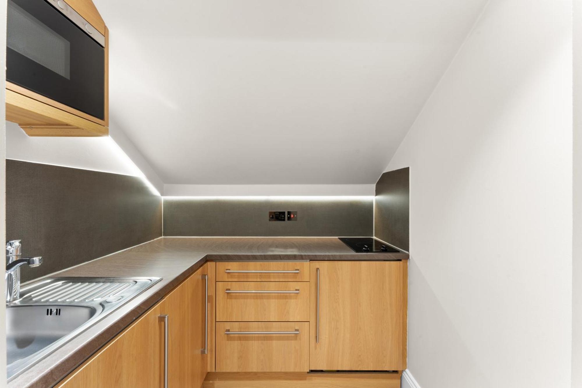 Cleveland Residences Russell Square Лондон Экстерьер фото