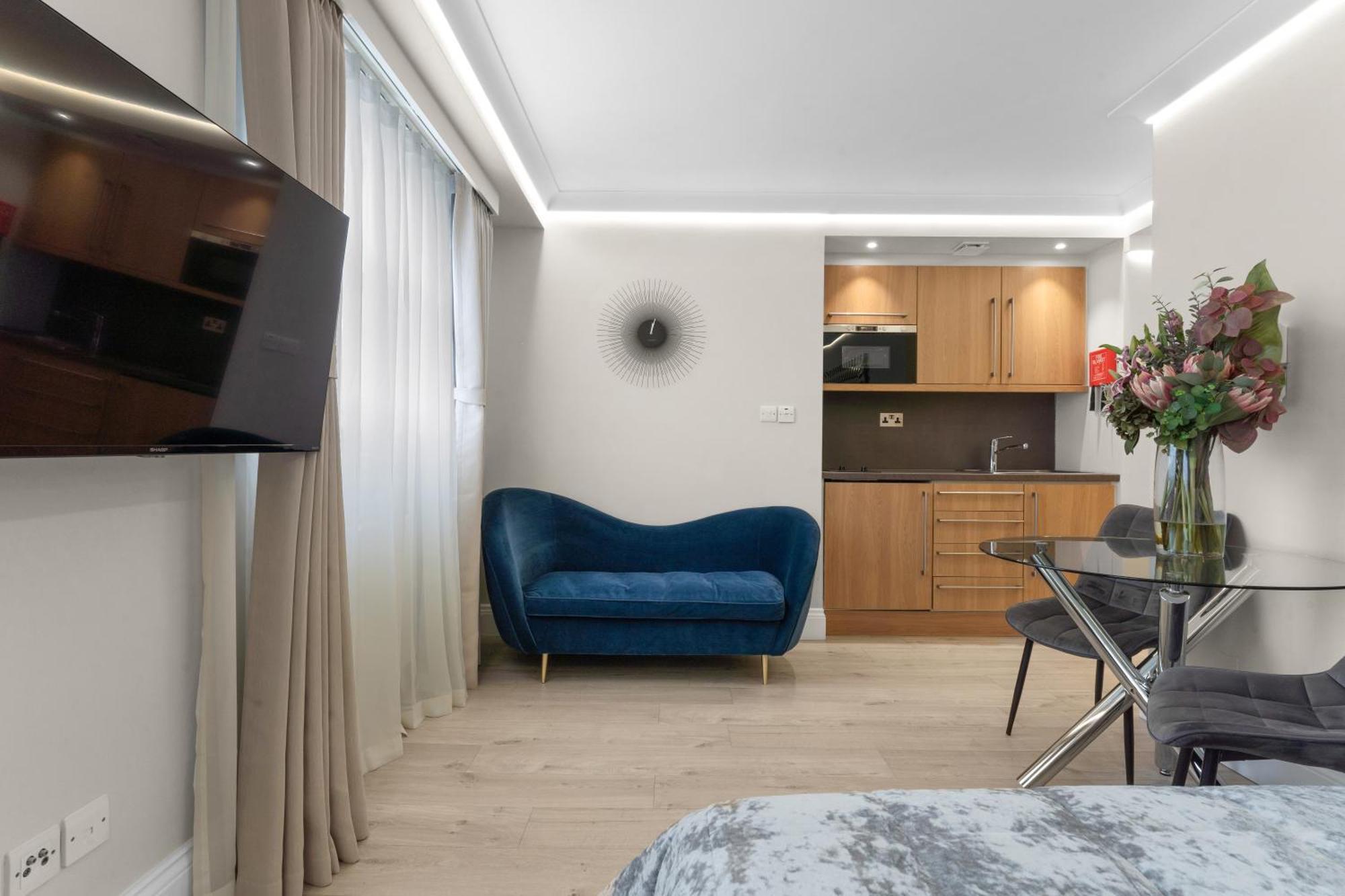 Cleveland Residences Russell Square Лондон Экстерьер фото