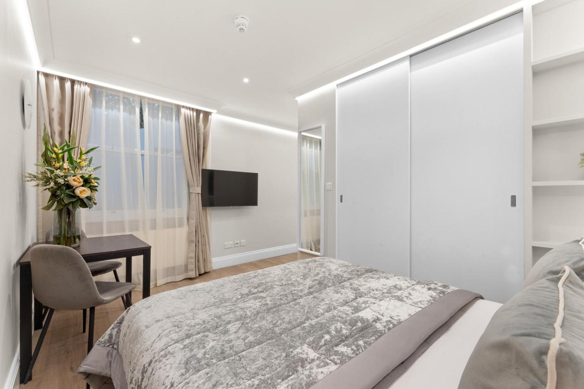 Cleveland Residences Russell Square Лондон Экстерьер фото
