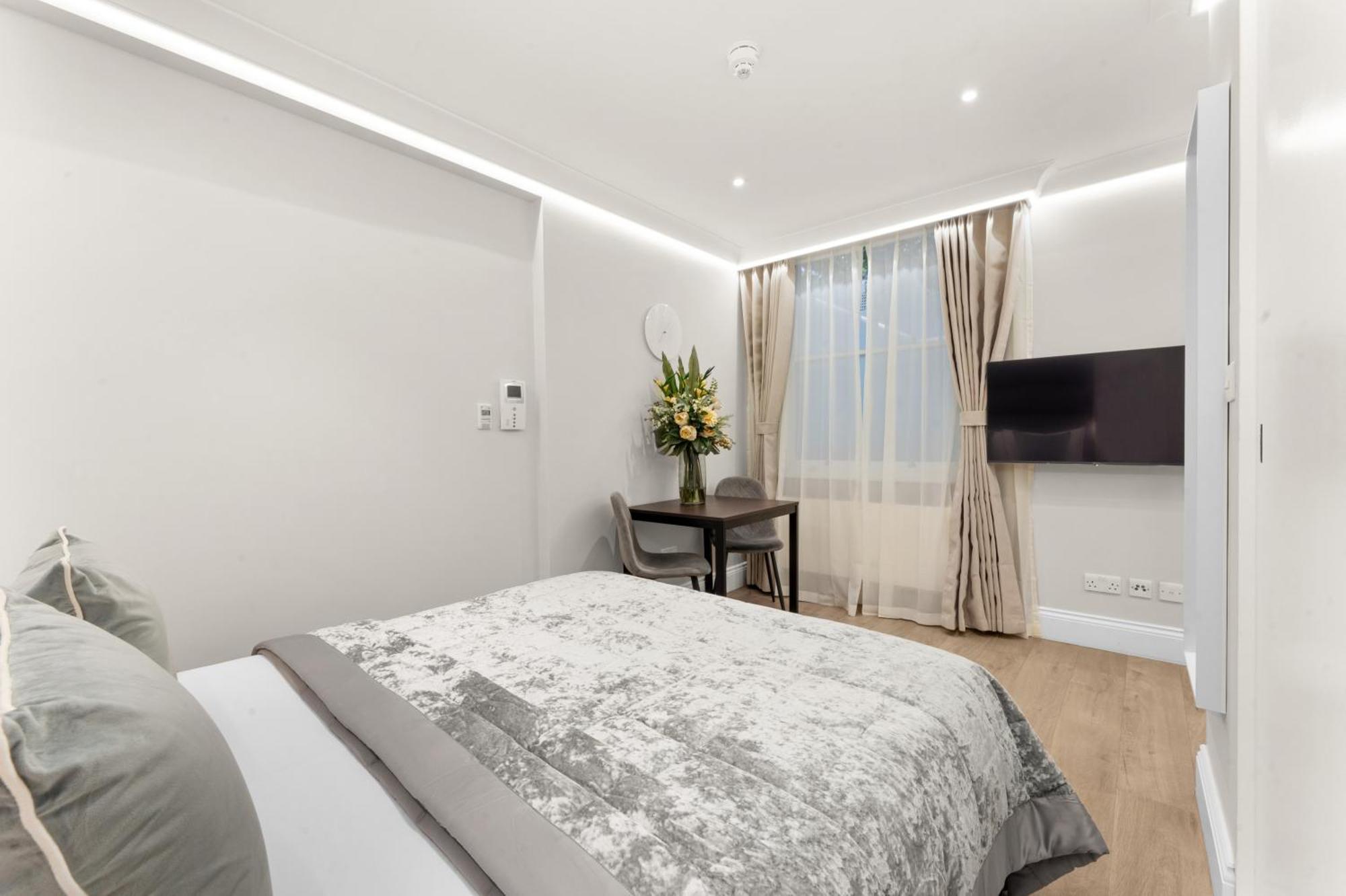Cleveland Residences Russell Square Лондон Экстерьер фото